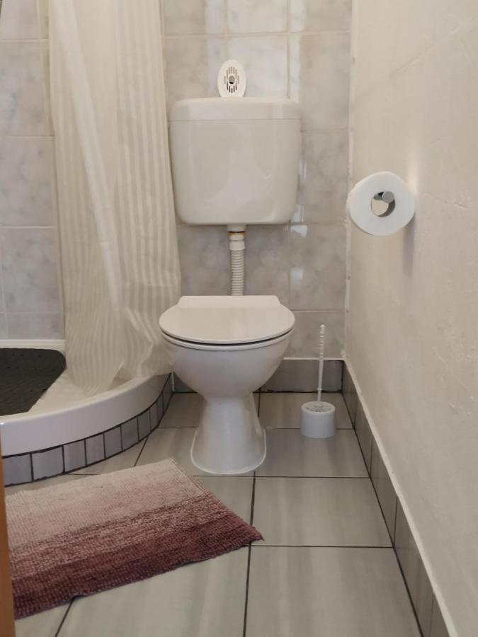 Apartmani Zlatko Pula Exterior photo