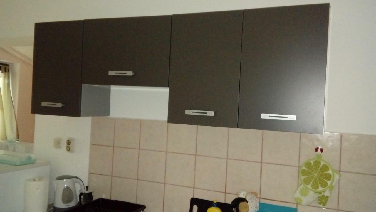Apartmani Zlatko Pula Exterior photo